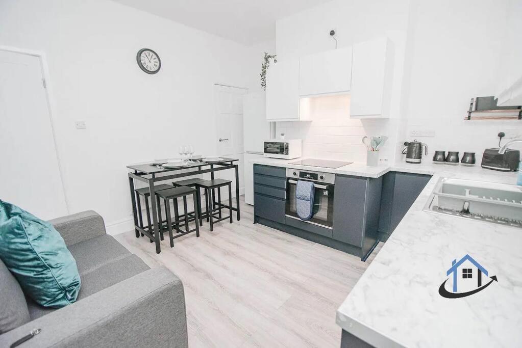 Balby Casa Nr Doncaster Racecourse King Beds Street Parking Exterior foto