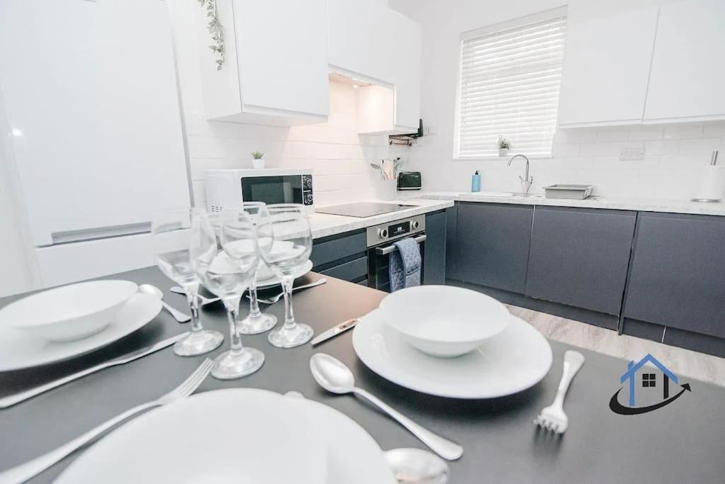Balby Casa Nr Doncaster Racecourse King Beds Street Parking Exterior foto