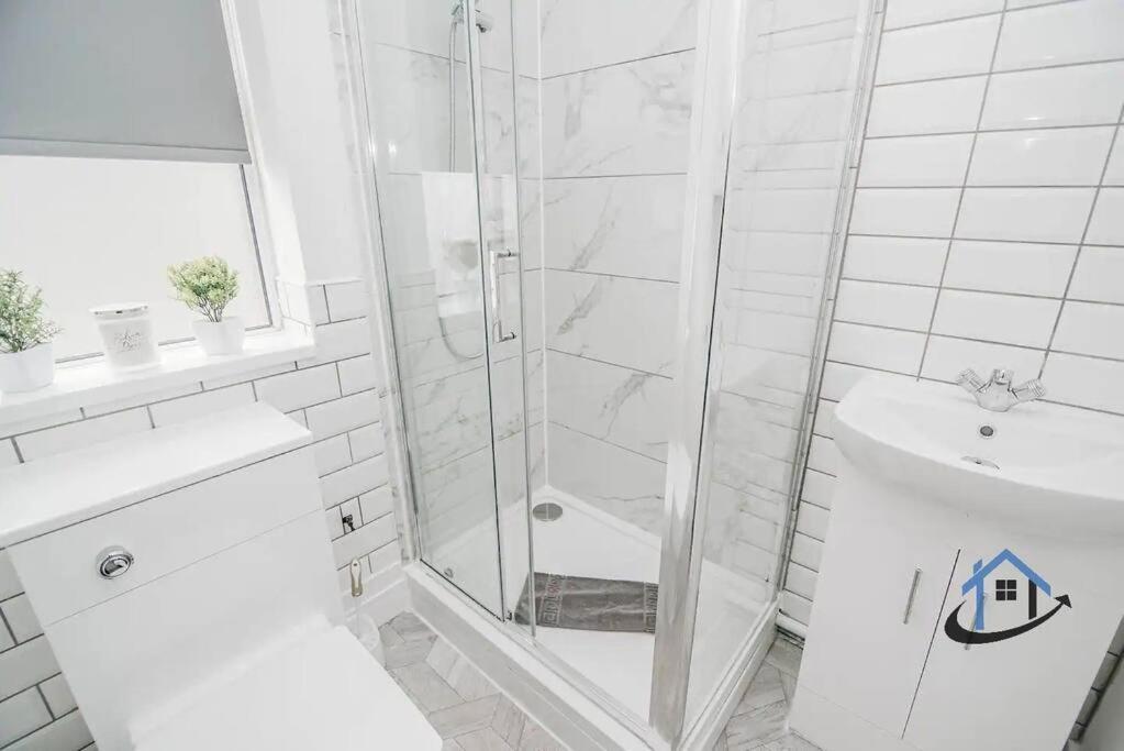Balby Casa Nr Doncaster Racecourse King Beds Street Parking Exterior foto